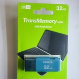 32GB KIOXIA USB 2.0 Flash Drive - image 2