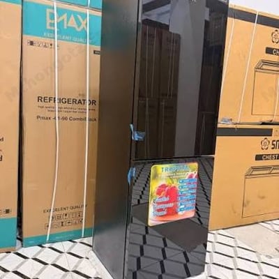 PMAX combi refrigerator 190L black top freezer