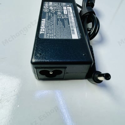 Toshiba Small Pin Laptop Power Adapter