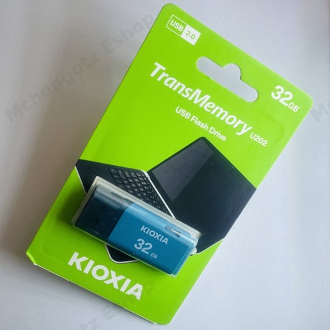 32GB KIOXIA USB 2.0 Flash Drive