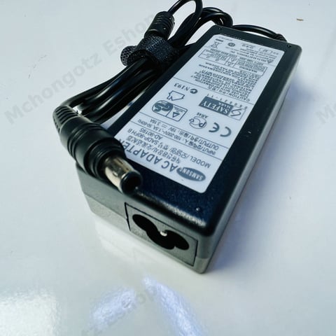 Samsung Big Pin Laptop Power Adapter