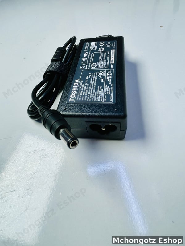 Toshiba Big Pin Laptop Power Adapter
