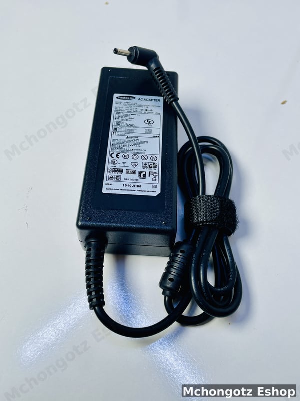 Samsung Small Pin Laptop Power Adapter