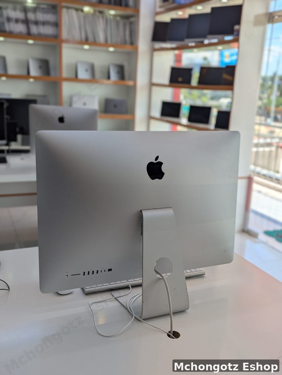 Apple iMac 2019 Core i7 9th Gen | 16GB RAM | 1TB SSD | Radeon Pro | 21.5" 4K All-in-One Price in Tanzania