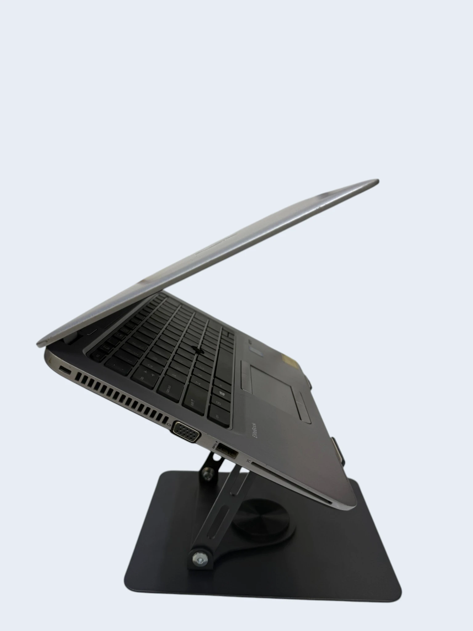 HP EliteBook 820 G4 Core i7 7th Gen | 8GB RAM | 256GB SSD | 13" Laptop Price in Tanzania