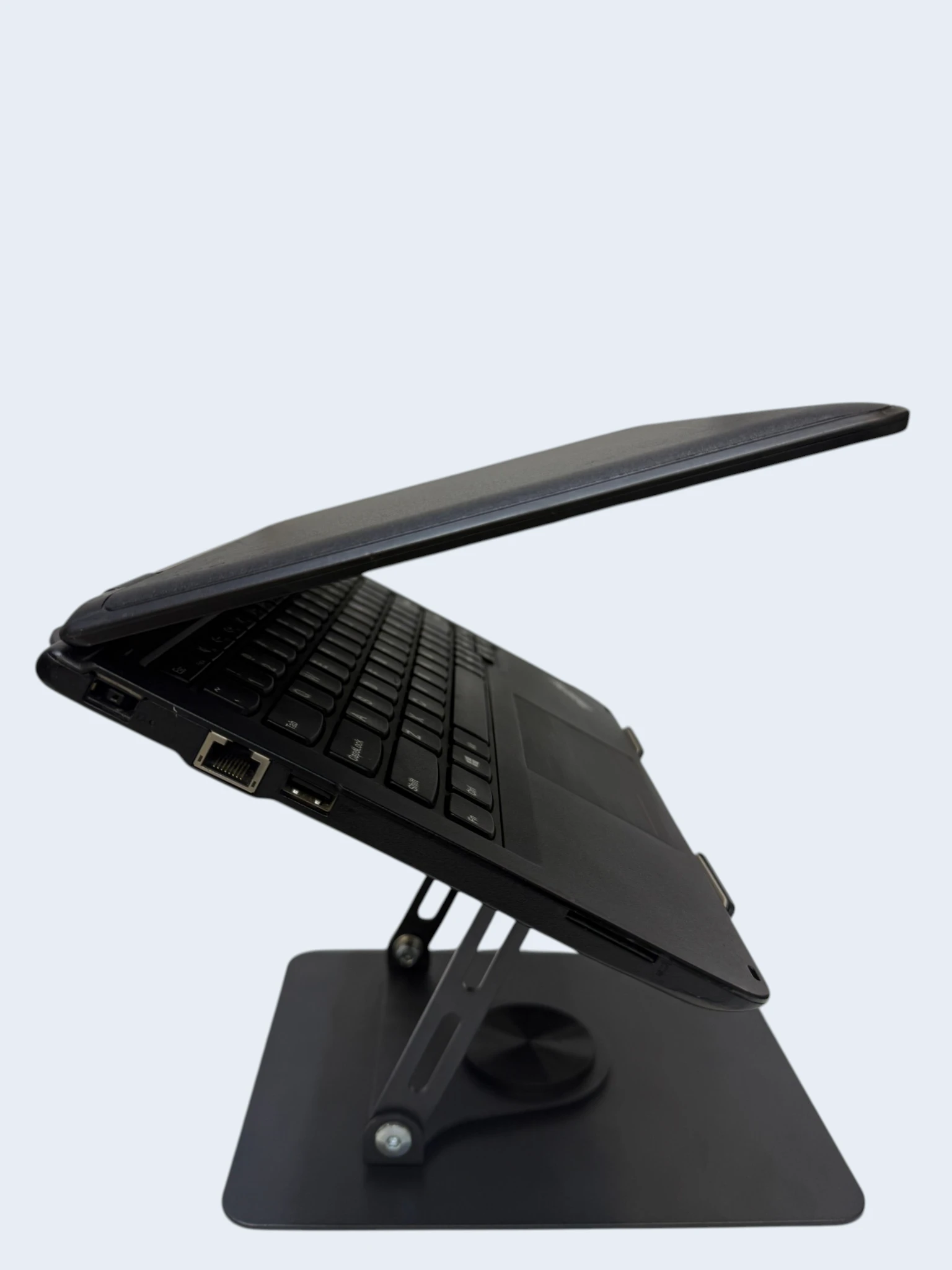 Lenovo ThinkPad Yoga 11e Core m3 7th Gen | 8GB RAM | 128GB SSD | 11.6" Touch Laptop Price in Tanzania