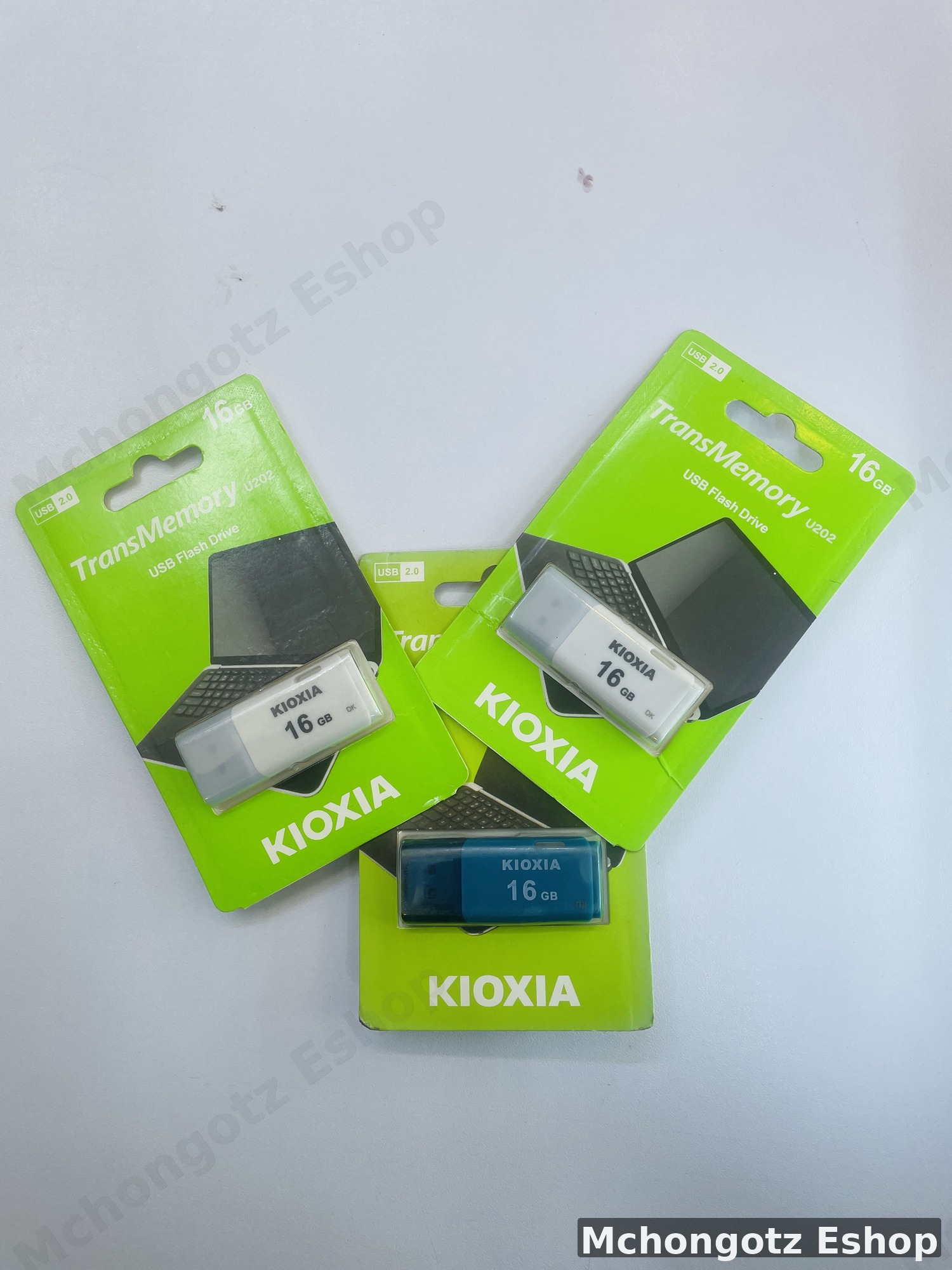 16GB KIOXIA USB 2.0 Flash Drive