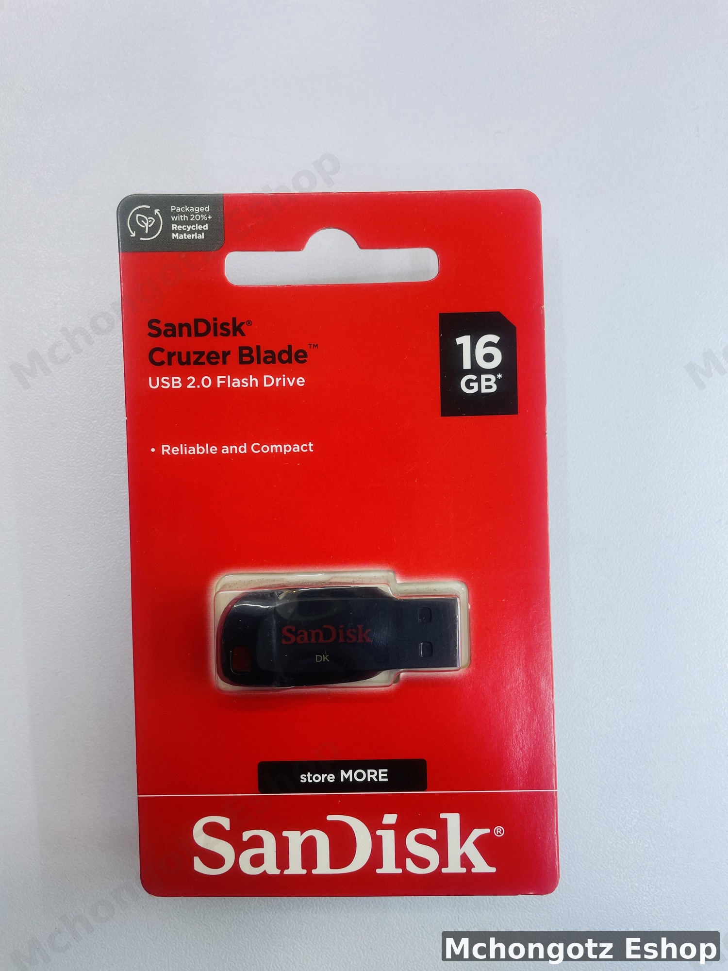 16GB SanDisk USB 2.0 Flash Drive