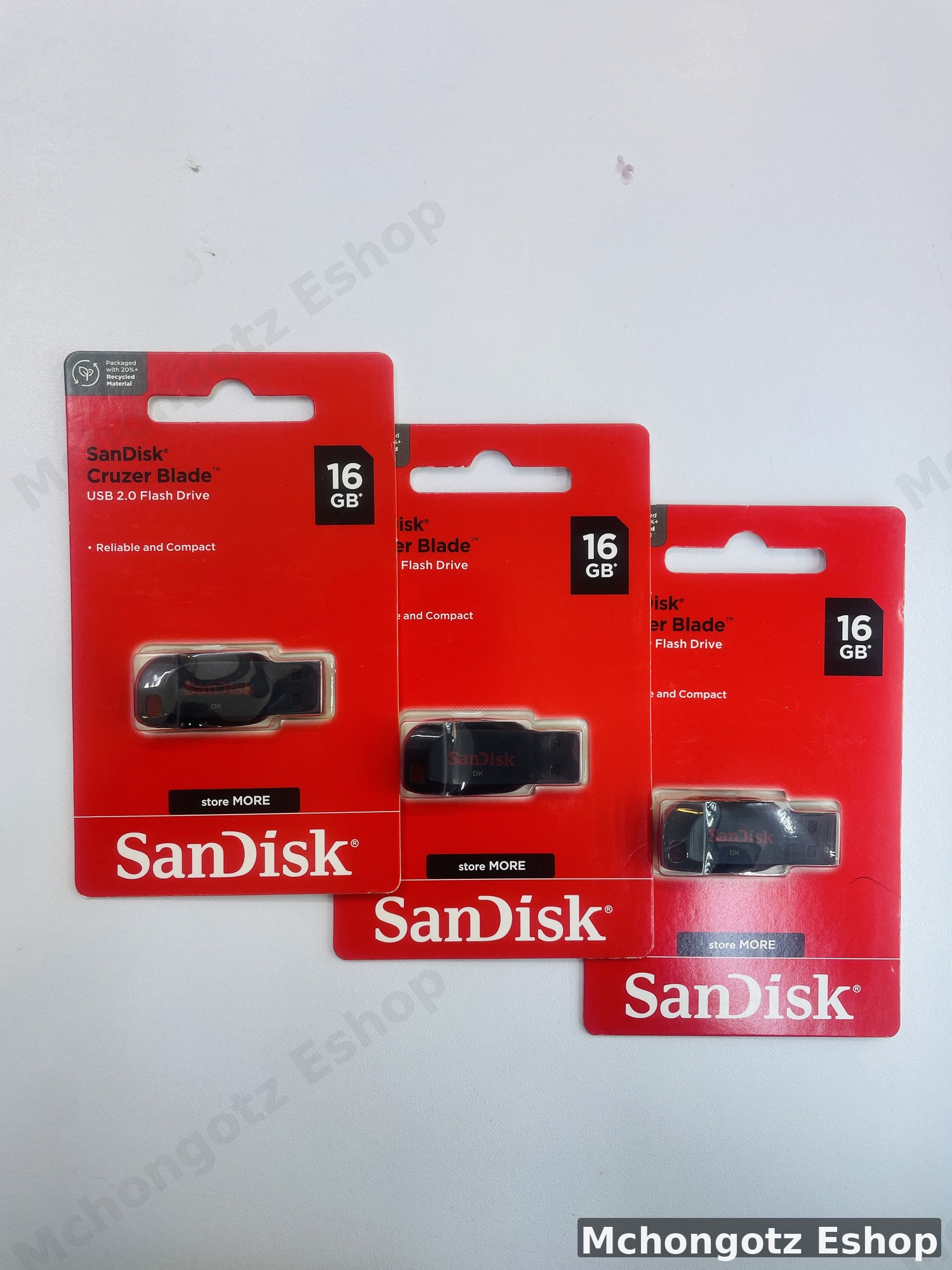 16GB SanDisk USB 2.0 Flash Drive