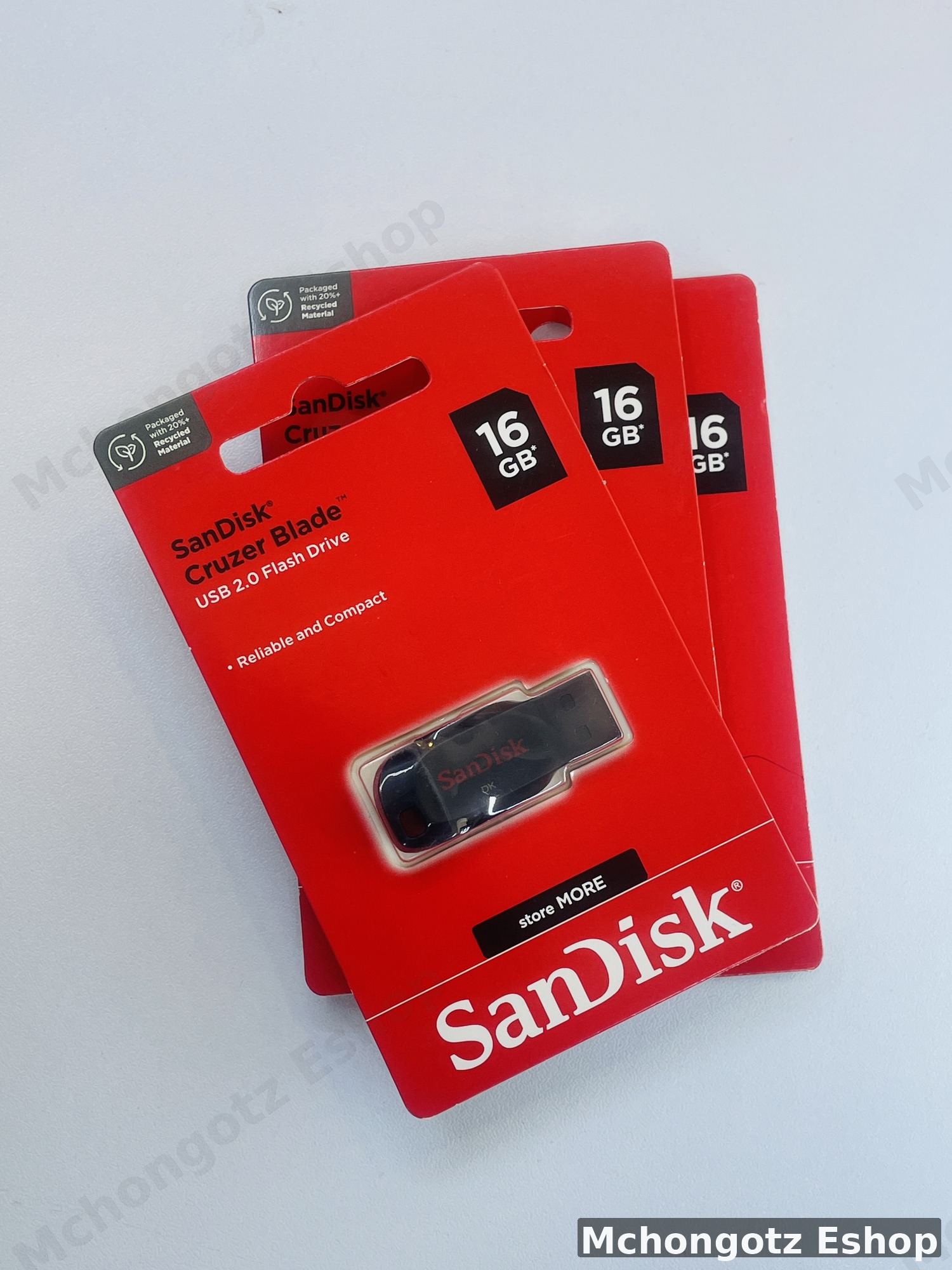 16GB SanDisk USB 2.0 Flash Drive