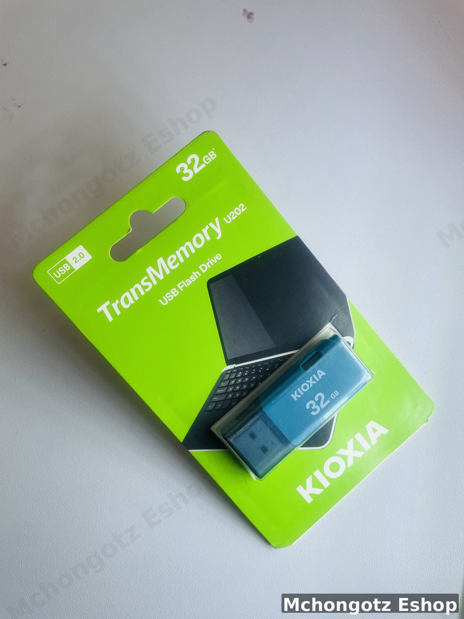 32GB KIOXIA USB 2.0 Flash Drive