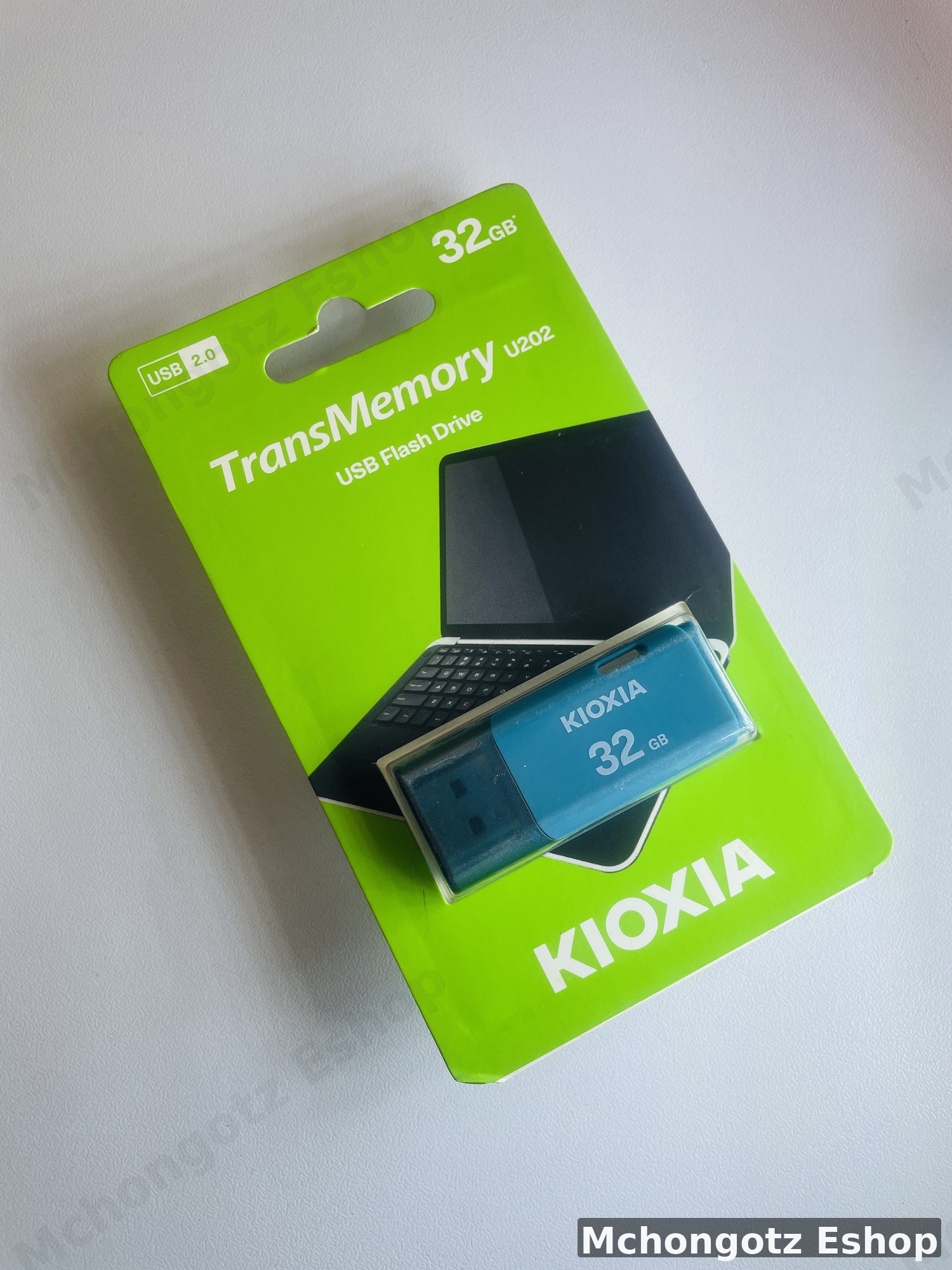 32GB KIOXIA USB 2.0 Flash Drive