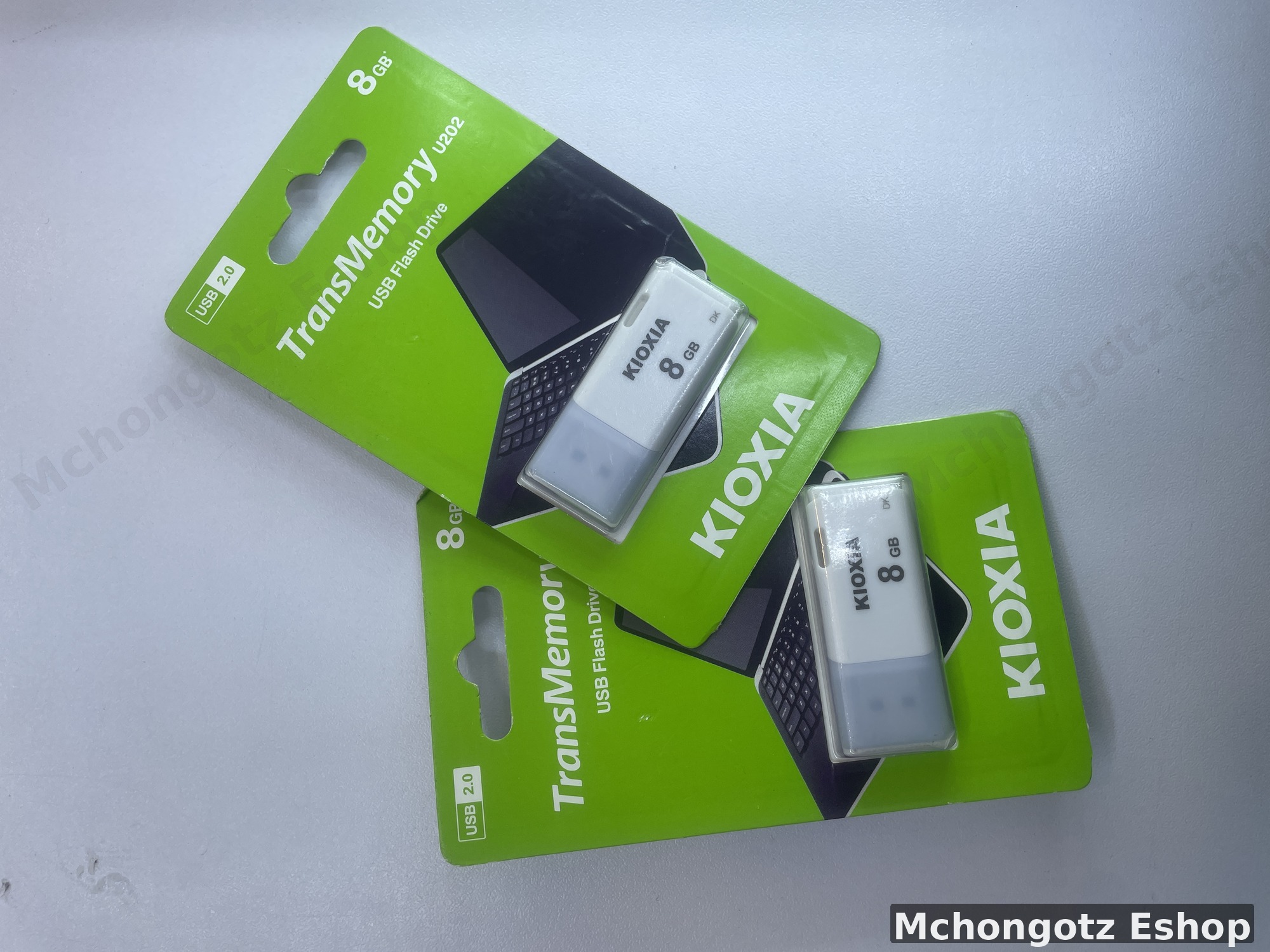 KIOXIA USB 2.0 Flash Drive 8GB