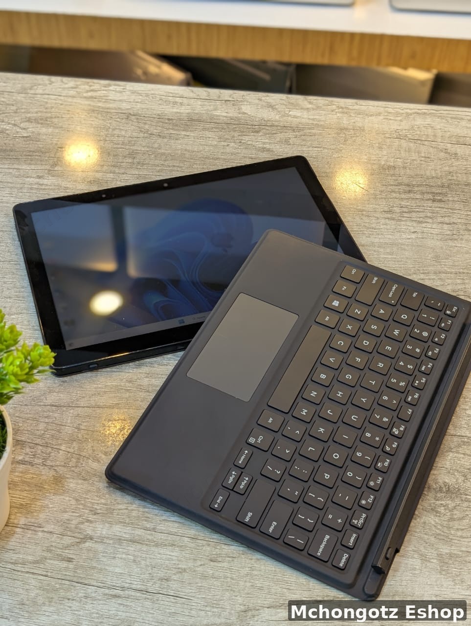 Dell Latitude 5290 2-in-1 Core i5 8GB RAM 256GB SSD 12.3 inch touchscreen - image 10