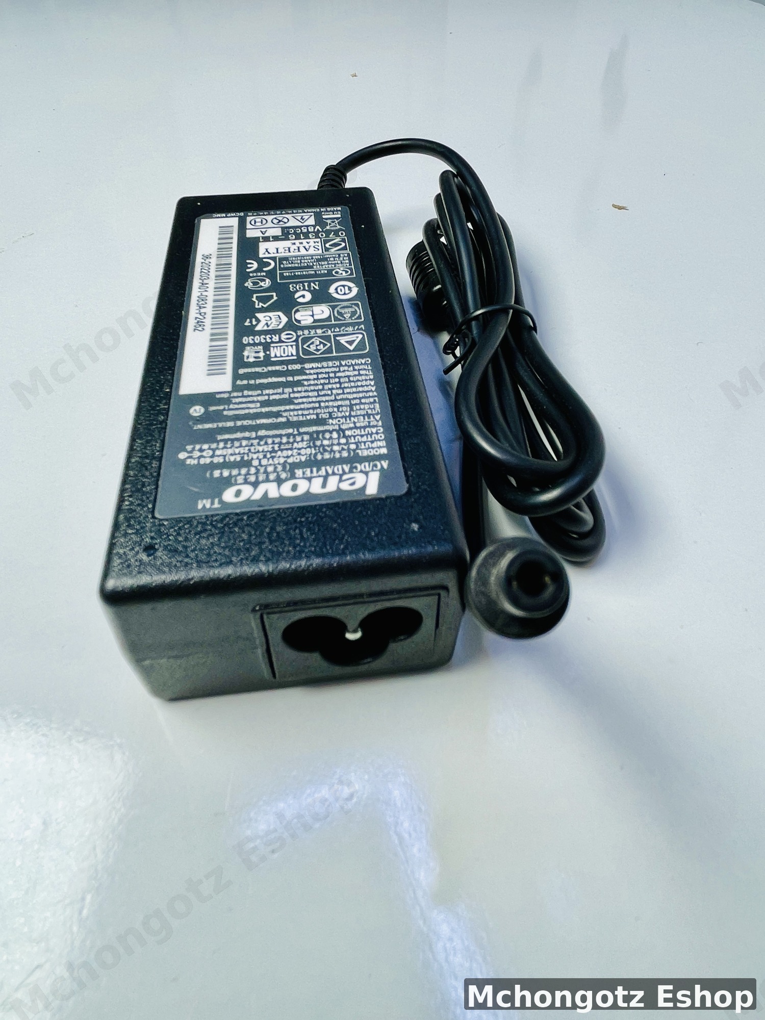 Lenovo Medium Pin Laptop Power Adapter - image 3