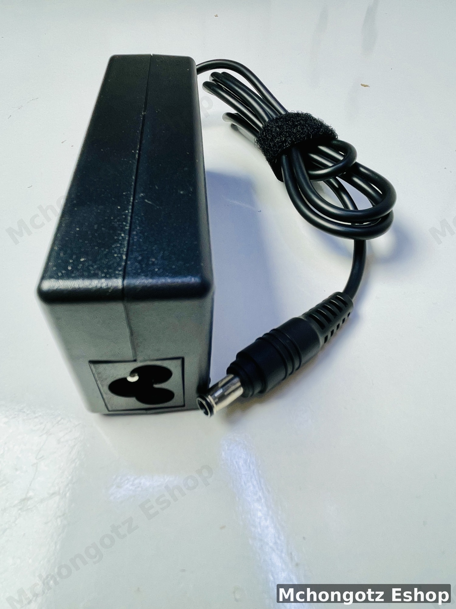 Samsung Big Pin Laptop Power Adapter - image 2