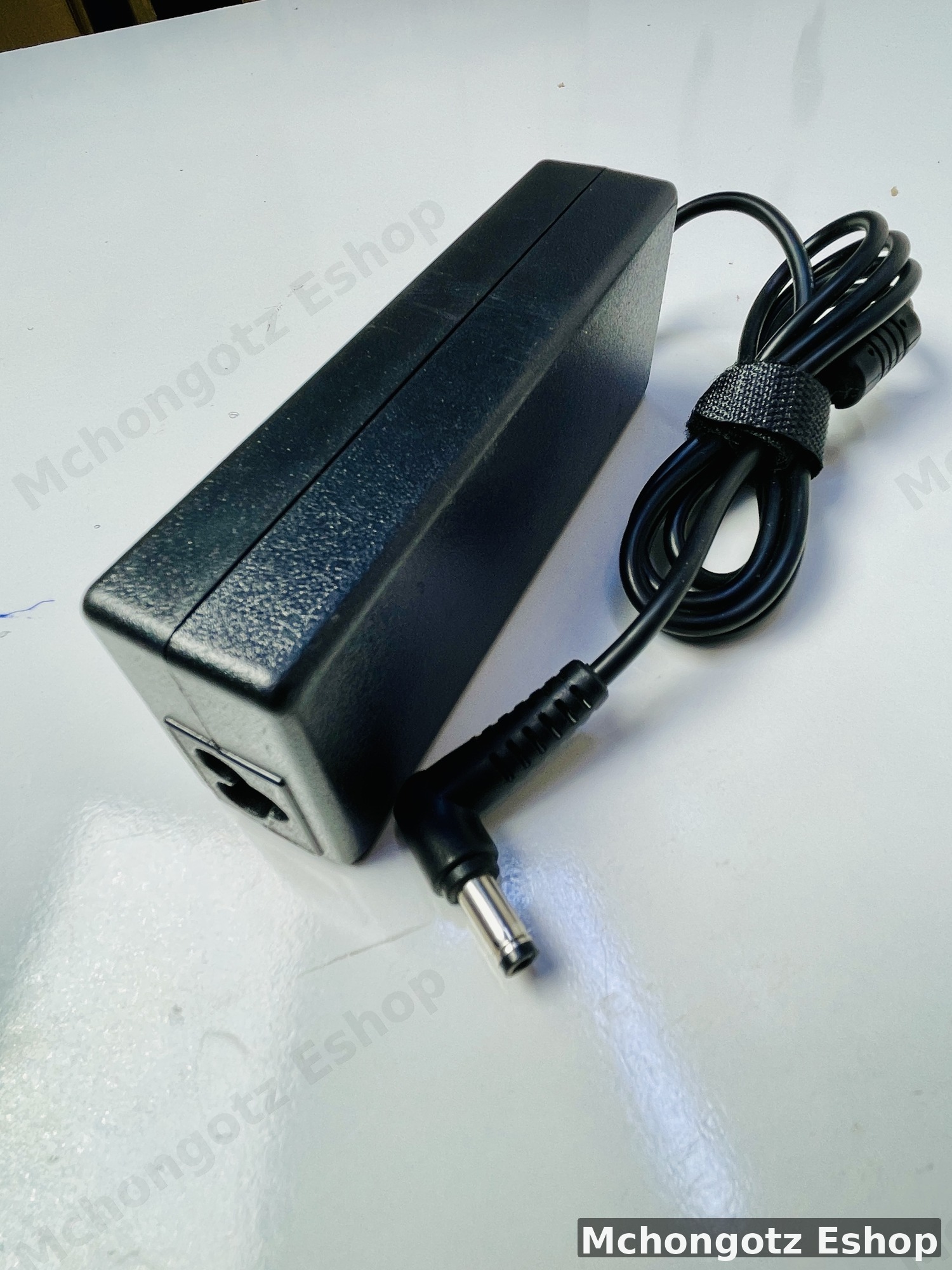 Toshiba Small Pin Laptop Power Adapter - image 2