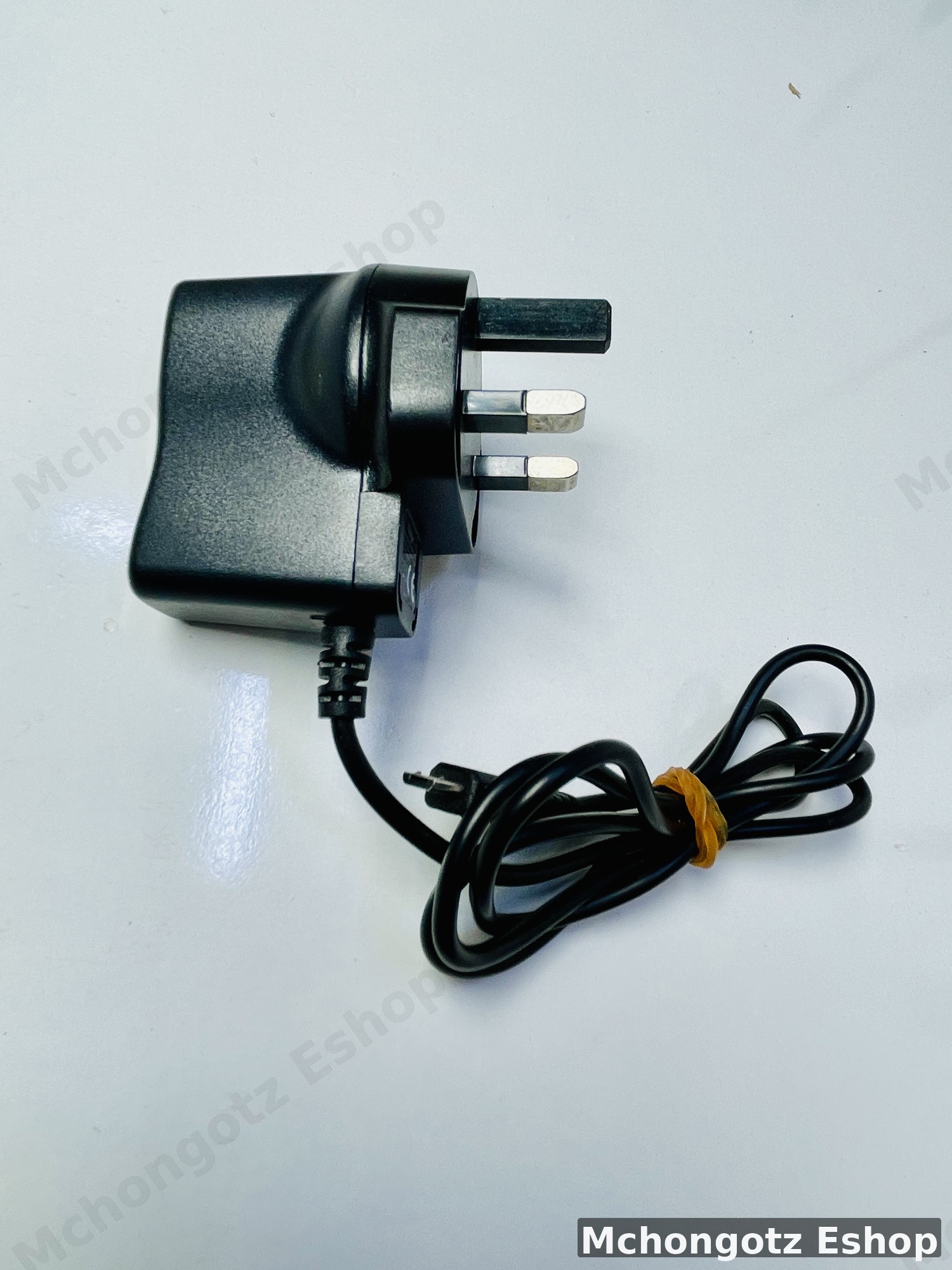 Universal Multi-Voltage Power Adapter (5V / 9V / 12V / 19V ) - image 10