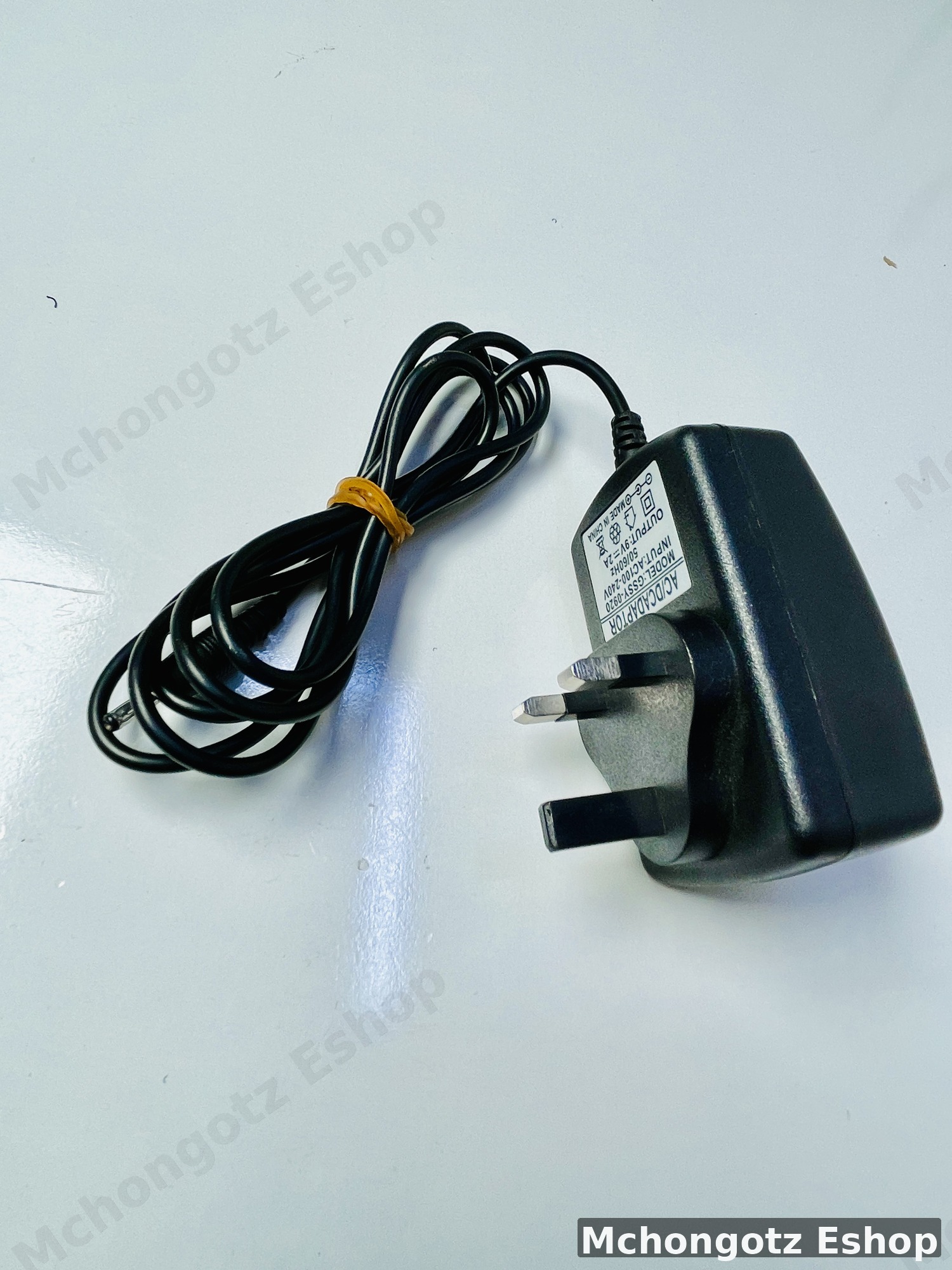 Universal Multi-Voltage Power Adapter (5V / 9V / 12V / 19V ) - image 5